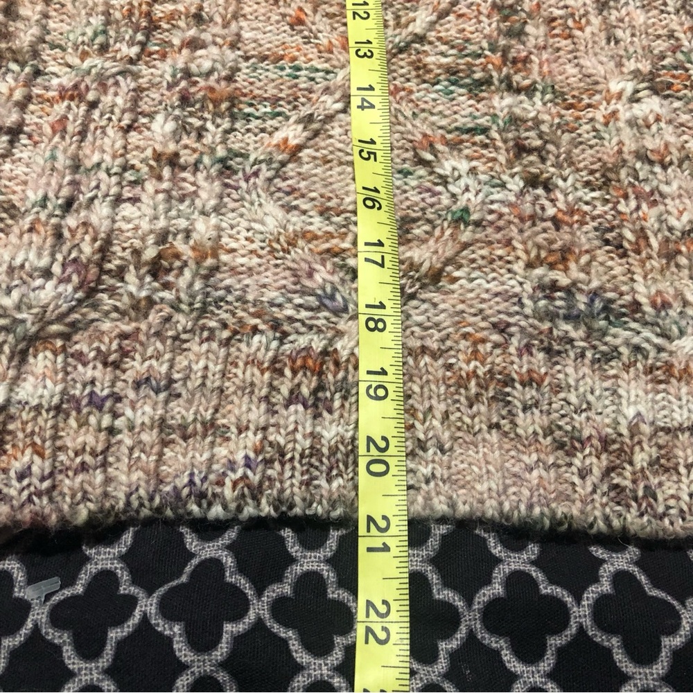 Joie Meghan Wool Blend Fringe Tan Blush Pink Rose Sweater Sz Medium L21 - Picture 3 of 12